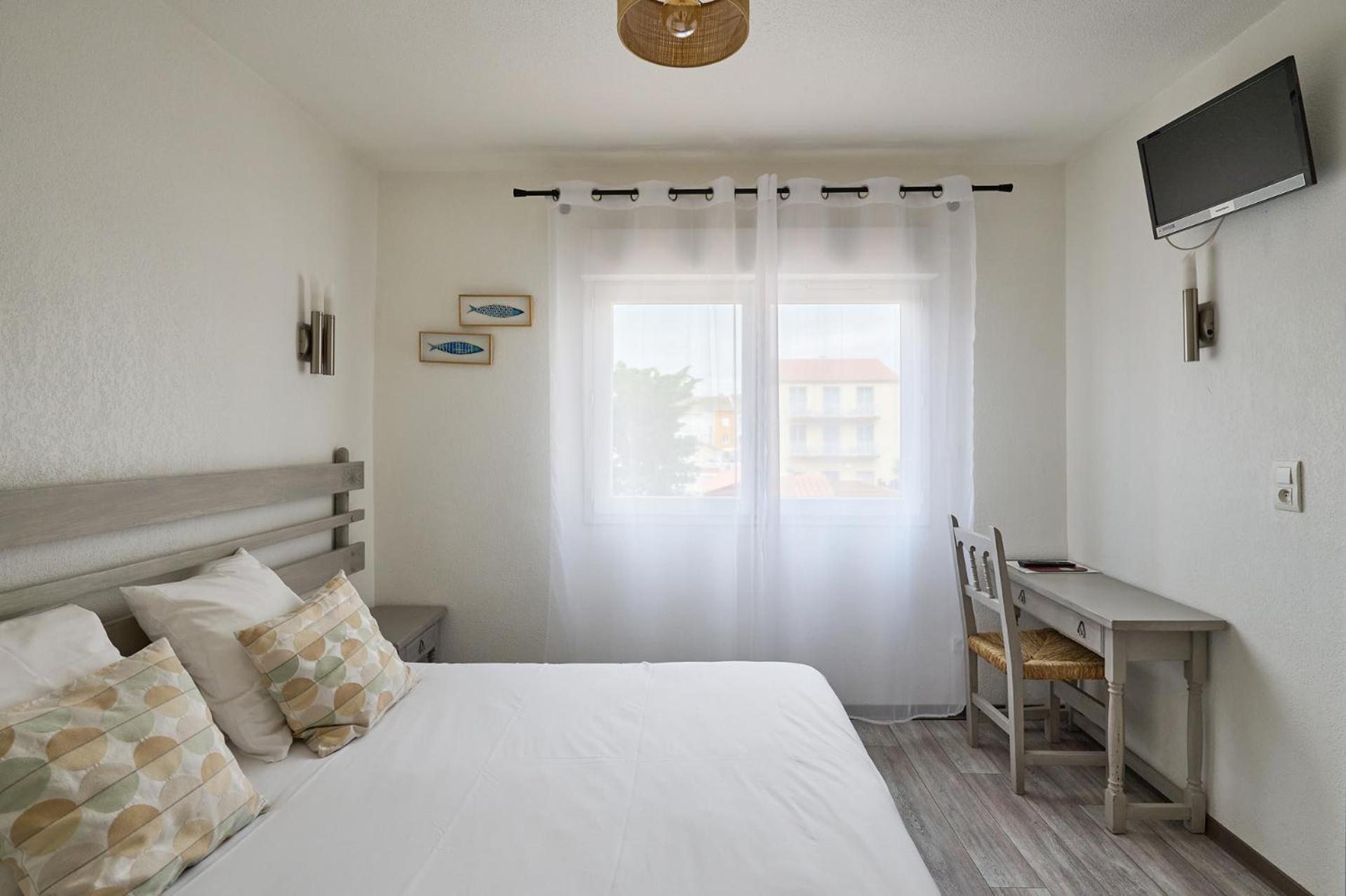 Hotel Les Mimosas Argeles-sur-Mer Ngoại thất bức ảnh